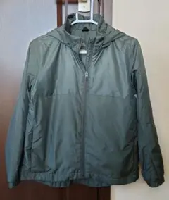 adidas ウインドブレーカー  ジャンパー 140cm