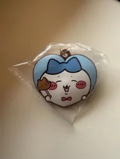 ちいかわハートのラバーマスコット　ハチワレ