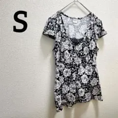一点もの✨️【S】フラワープリント 半袖 Tシャツ 白黒 おしゃれ レディース