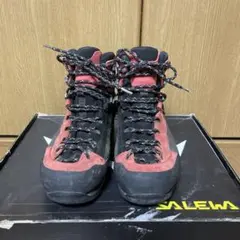 Item thumbnail for item aa02b25c-6d8f-407d-8c79-57e12ffbdff8