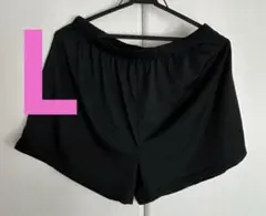 ブラックショートパンツ ストレッチ素材