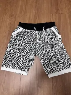 Item thumbnail for item 88085e38-584e-4dfa-87a1-e121d4ec0a35