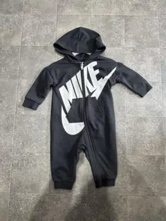 Nike フード付きロンパース 黒