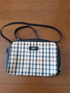 Item thumbnail for item 89455fc8-40fc-4948-99bb-18d1cea6fee5