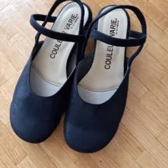 COULEUR VARIE ブラックサンダルのサムネイル