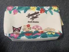 最終お値引き　未使用品　サンリオ×ハワイアンホーストコラボ　ポーチ　のみ