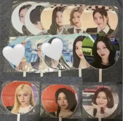 TWICE ナヨンセット うちわ トレカ 缶バッチ - メルカリ