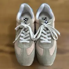 シューズ スニーカー