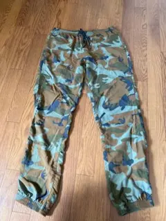 2025年最新】バギーズパンツ 迷彩の人気アイテム - メルカリ