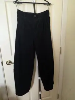 GU コーデュロイバレルレッグパンツ