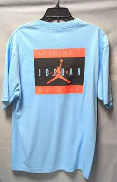 【新品タグ付き】ジョーダン × ナイキ バックプリント Tシャツ ライトブルーのサムネイル