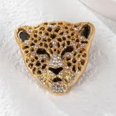 ブローチ ヒョウ ラインストーン ストーン アクセサリー 豹 レオパード
