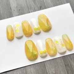 ニュアンス　個性派　春　ミモザ　フラワー　リボン　ネイルチップ