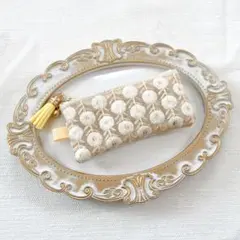 インド刺繍ミニポーチ／小物入れ／ハンドメイド／クリームイエロー／タンポポ柄