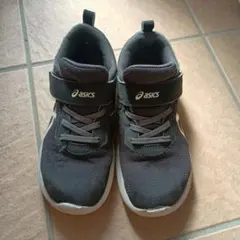 asics スニーカー