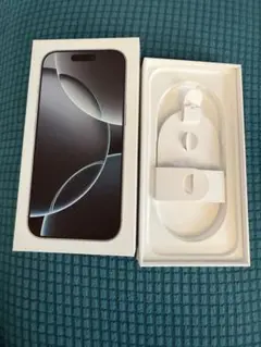 【美品】iPhone 16 Pro 空箱 ホワイトチタニウム 純正品