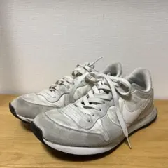 ☆Nike インターナショナリスト　オールホワイト
