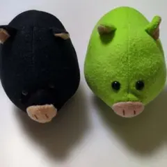 阿蘇カドリー・ドミニオン ミニブタレース景品 ぬいぐるみ 2匹セット 非売品のサムネイル