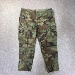 迷彩カーゴパンツ
