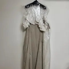 eimy istoire オフショルワンピース