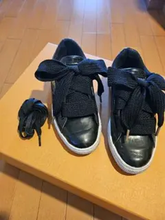 Puma ブラック スニーカー