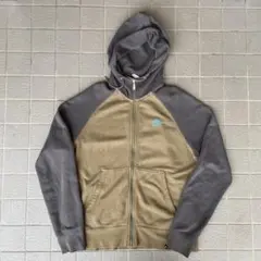 archive パーカー