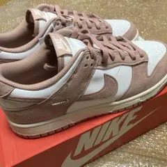 ナイキ ダンク ロー フォッシル ローズNIKE DUNK LOW26cm - メルカリ