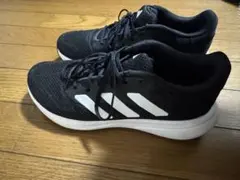 adidasメッシュスニーカー 黒/白　23.5