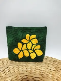 ハワイアンキルトポーチ