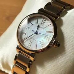 美品 CITIZEN シチズン ダイヤモンド10PゴールドEM0328-57P - メルカリ