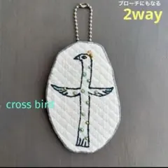 ①70 ミナペルホネン ブローチアクセサリー キーホルダー ハンドメイド