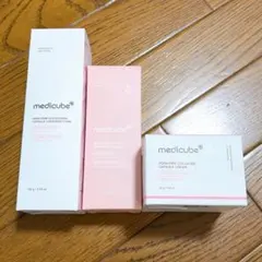 MEDICUBE カプセルクリーム ナイトラッピングマスク クレンジングフォームのサムネイル
