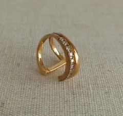 ジュエッテ イヤーカフ