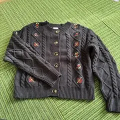 ブラック トップス