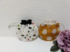 ☆ハンドメイド☆　まんまるミニ巾着　2点セット　おにぎり　ドット