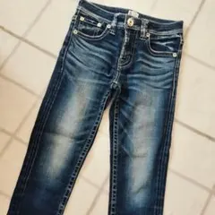 Item thumbnail for item f3834f3c-2249-4fdf-abbc-d4667d7bdf3e