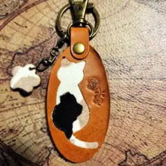 本革レザー猫キーホルダーハラコチャーム付きキーリングハンドメイドレザークラフト