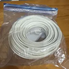 LANケーブル　エレコム　フラット　ホワイト