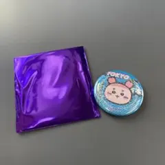 トーキョーちいかわ　ホログラム缶バッチ　古本屋