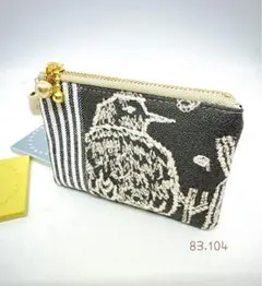 home circleのポーチ パスケース　ミナペルホネン