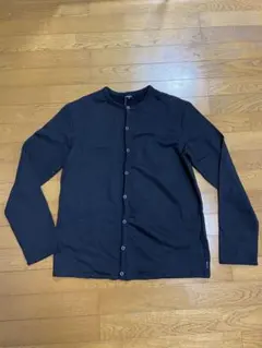 ブラック長袖カーディガン