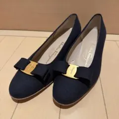 Salvatore Ferragamo リボン　パンプス 7.5B ブラックのサムネイル