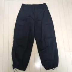 (ほぼ新品) GU スーパーワイドカーゴパンツ ブラック サイズ：L