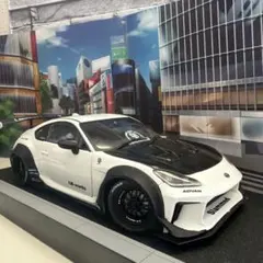 Liberty Walk LB-WORKS Toyota GR86 1/18のサムネイル