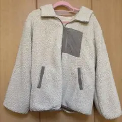 ホワイトボアフリースジャケット フード付き