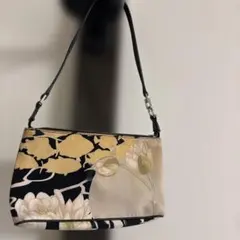【Salvatore Ferragamo 】ミニショルダーバッグ花柄※色あせシミ