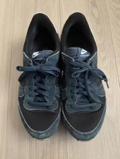 Nike Internationalist ダークブルー/ブラック 27㎝