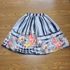 ほぼ未使用】Chesty チェスティ 花柄刺繍 フレアスカート サイズ1