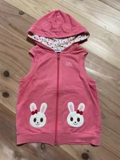 miki house ピンクウサギアップリケ　フード付きベスト　サイズ120
