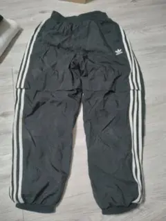 adidasパンツ